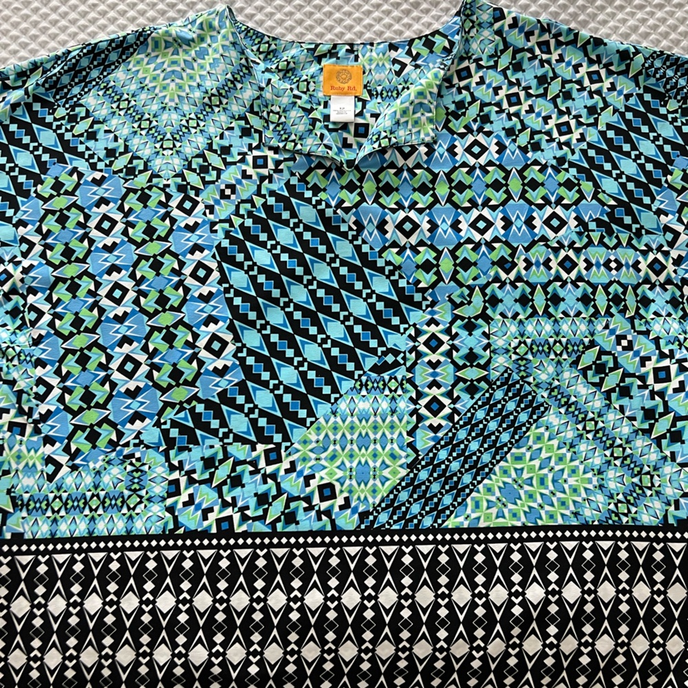 Ruby Rd. V-neck Top - Picture 9 of 11